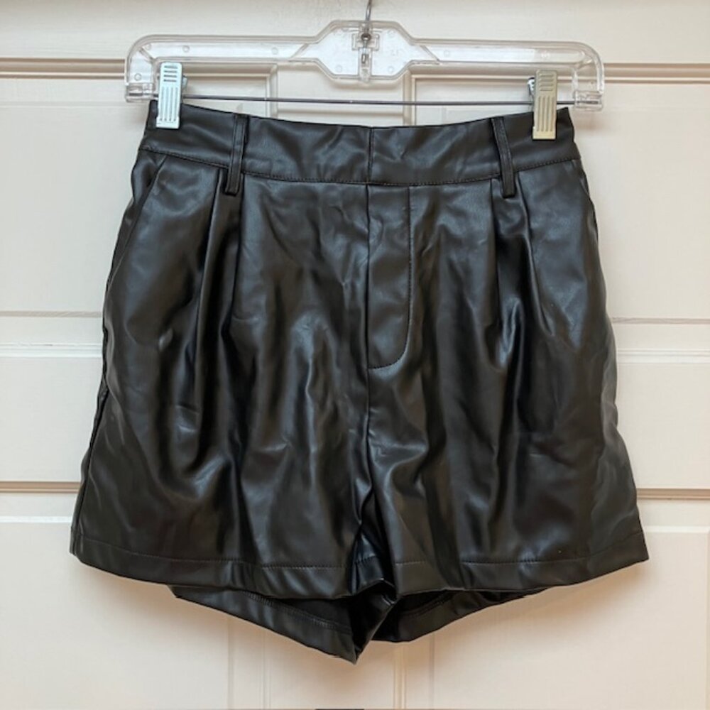 NWT Faux Leather high waisted Black pleated shorts size S